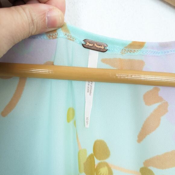 Free People Of Paradise Floral Bell Sleeve Sheer Blouse Size XS - Picture 6 of 9